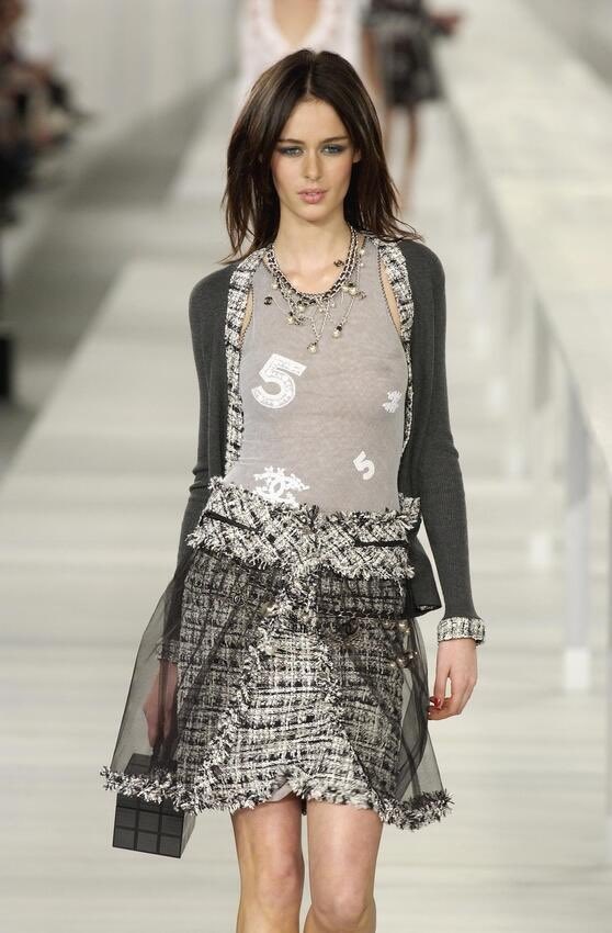 Chanel SS 2004 🩶🪽