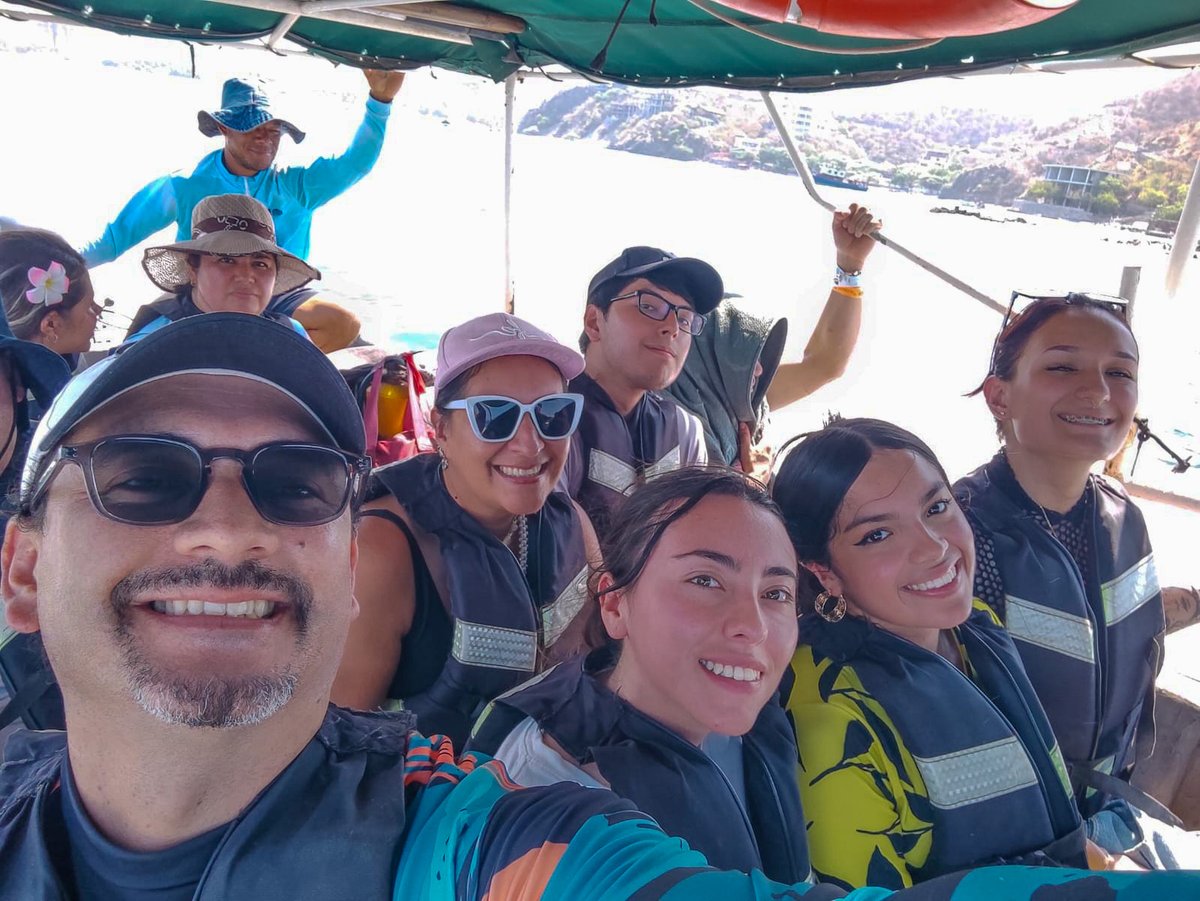 unicafam's tweet photo. 🌎✈️ Cartagena, Barranquilla y Santa Marta fueron escenario de una experiencia académica llena de aprendizaje, innovación y cultura.

Nuestros estudiantes visitaron universidades, puertos, la Fuerza Aeroespacial Colombiana y espacios de investigación e internacionalización 💡📚🚀 https://t.co/Us84Xk5KVj