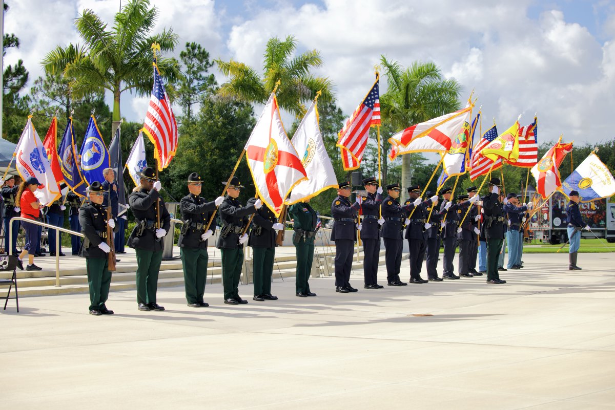 WPBVAHCS's tweet photo. They were sons, daughters, mothers, fathers, friends, and heroes.

Today we pause to honor all who gave their lives defending our nation and the families who carry their memory.

Their sacrifice is remembered, today and always. 

Never forgotten. https://t.co/e07GWRKwvw