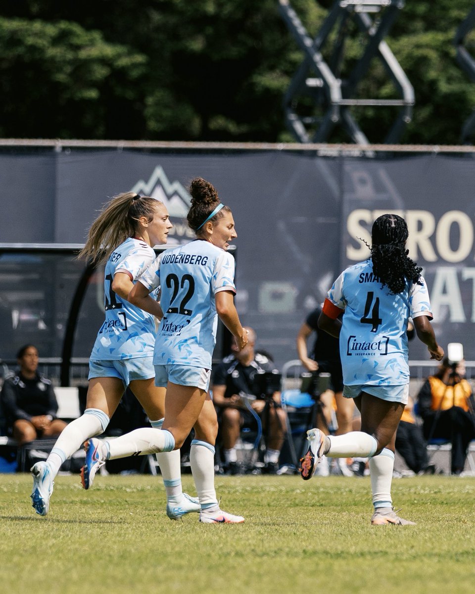 AFC_Toronto's tweet photo. Cloey gets her first of the season 🫶 https://t.co/FIMUTqaAl7