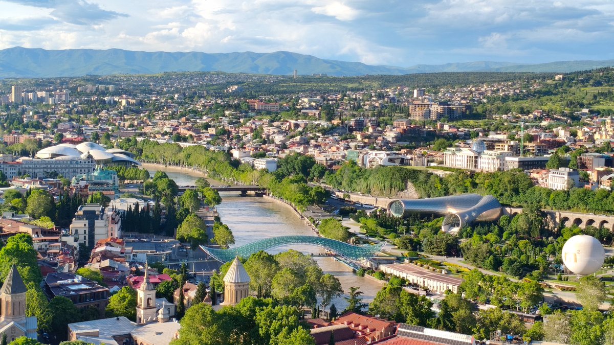 Razzvan_X's tweet photo. Tbilisi 🇬🇪 Georgia https://t.co/5JCeKWlWpI