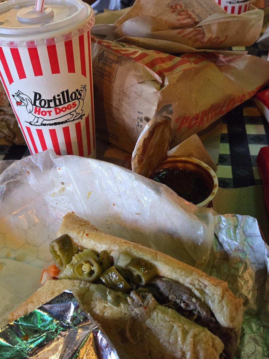 mark_longo's tweet photo. Time for a little Memorial Day  $PTLO stock support.  This week's selection: going back to the Hot &amp; Spicy Big Beef while it's still on the menu.  Hope everyone is having a great weekend... https://t.co/j41acy7Sly