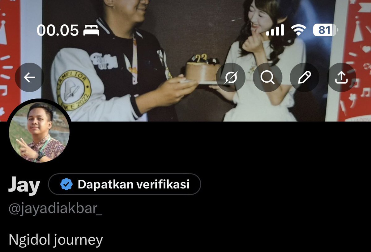 Jay tweet media