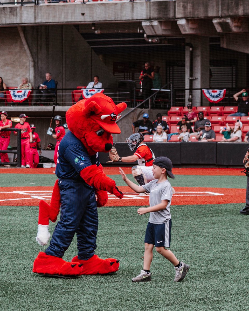 devildogzbball's tweet photo. Tonight's game is still on as scheduled! We'll send appropriate updates on our social media channels if there are any changes.

And did we mention we’ll have select $5 tallboy canned beers?

We look forward to seeing y'all here soon! Get your tickets here: https://t.co/fcOOCSNtCZ https://t.co/FPXeZ8qES1