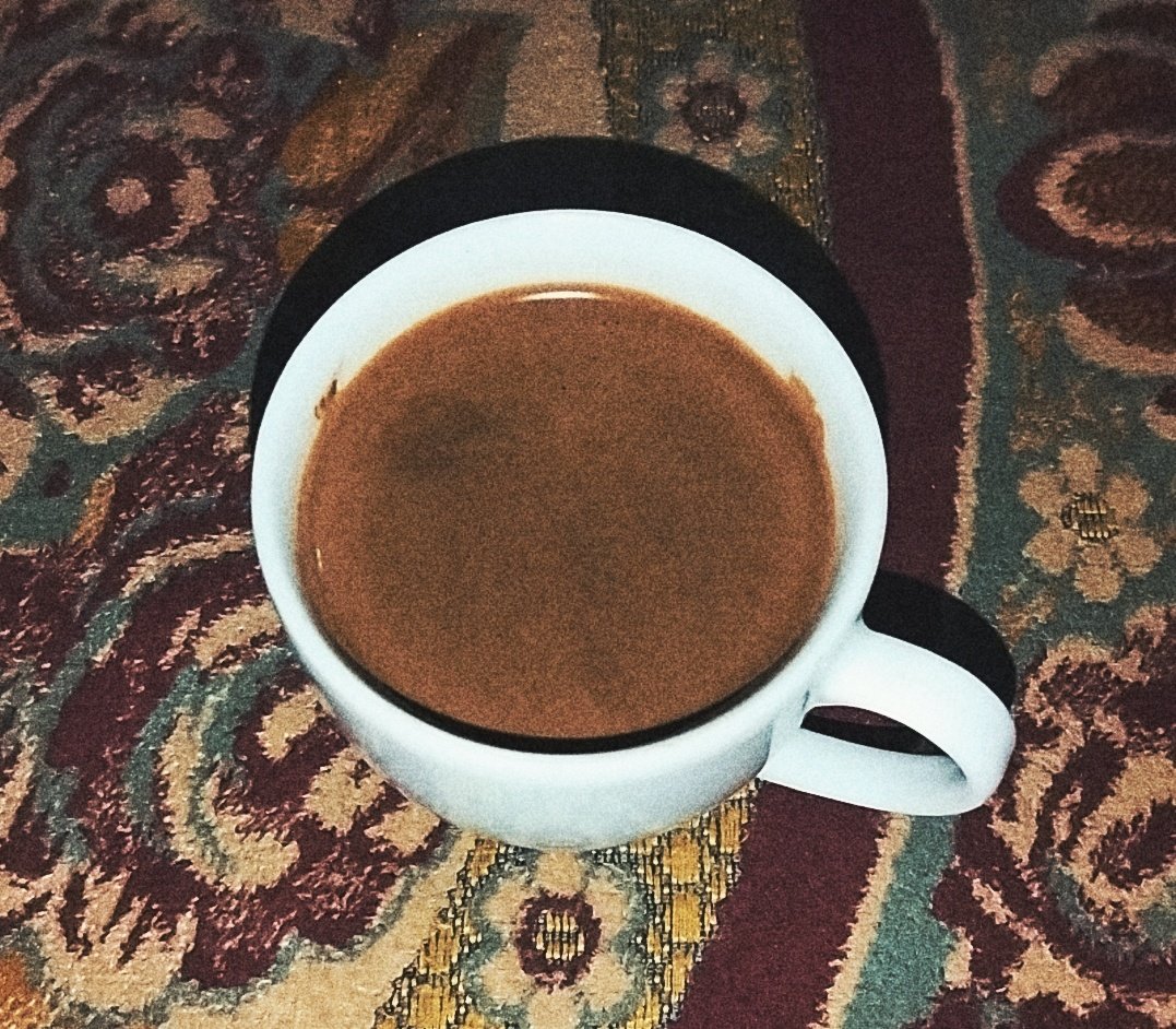 emg6423's tweet photo. كوباية القهوة بعد الفطار ..
هنجيب النوتة ونكتب الدعوات ربنا يجعلها مستجابة يارب آمين آمين 🤍 https://t.co/8DhnJRK1Er