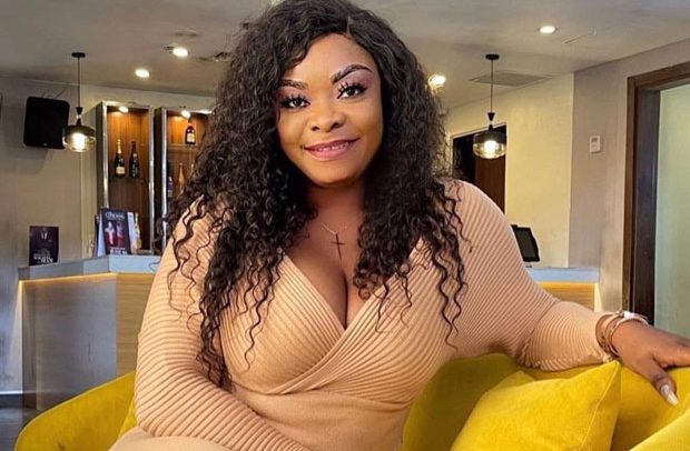 iamChrizJoe's tweet photo. Who is Beverly Afaglo Baah?

Beverly Afaglo Baah was a Ghanaian actress, entrepreneur, television presenter, and media personality known for her contributions to Ghana's movie industry... https://t.co/Ojtc82z07c https://t.co/076uieYK3T