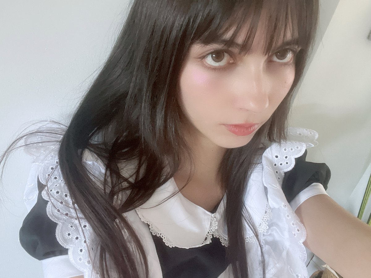 merukuro tweet media