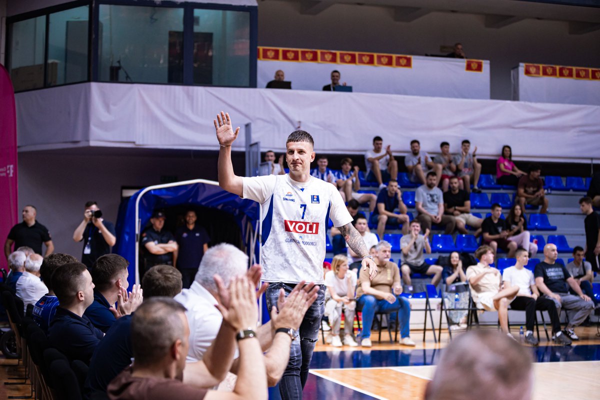 ABA_League's tweet photo. Once a member of the team, forever a member of the family.

Alen Omić returns to Morača tonight as a blue and white fan, wearing @KKBuducnostVOLI jersey!

#ABAPlayoffs https://t.co/k6gn5MECEe