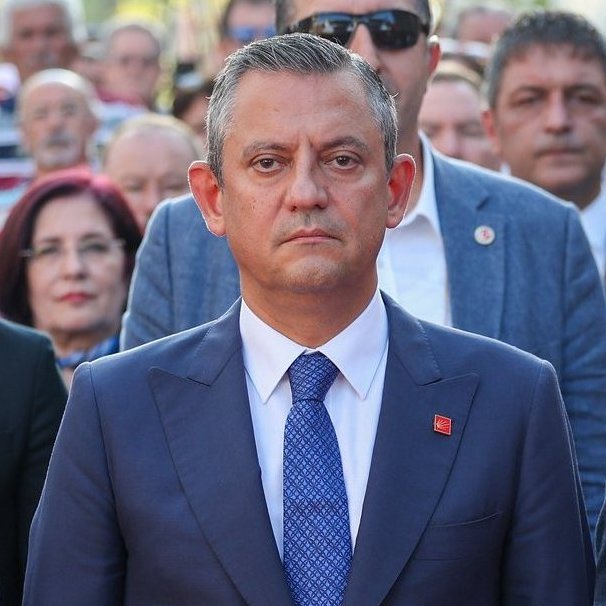 izmirgibiyiz 🇹🇷 tweet media