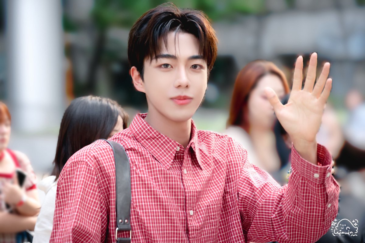 Winwin_Rowan's tweet photo. 𝟐𝟎𝟐𝟔𝟎𝟓𝟐𝟓

♡̷̷ˎˊ˗ ☁︎ ༄   

#颜秋越 #ROWAN #로완
#MODYSSEY #모디세이 https://t.co/kirb73KuWU