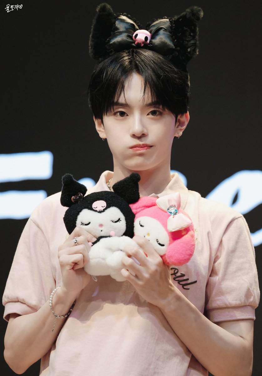 율토끼💜 tweet media