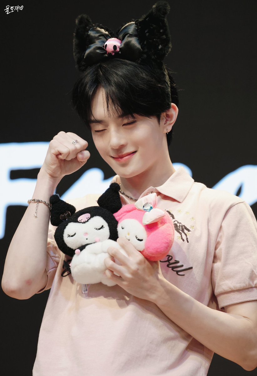 율토끼💜 tweet media
