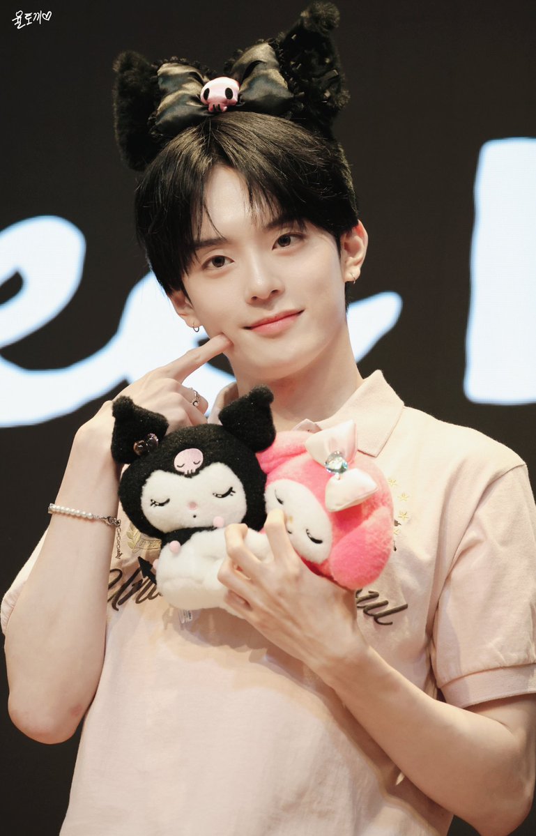 율토끼💜 tweet media