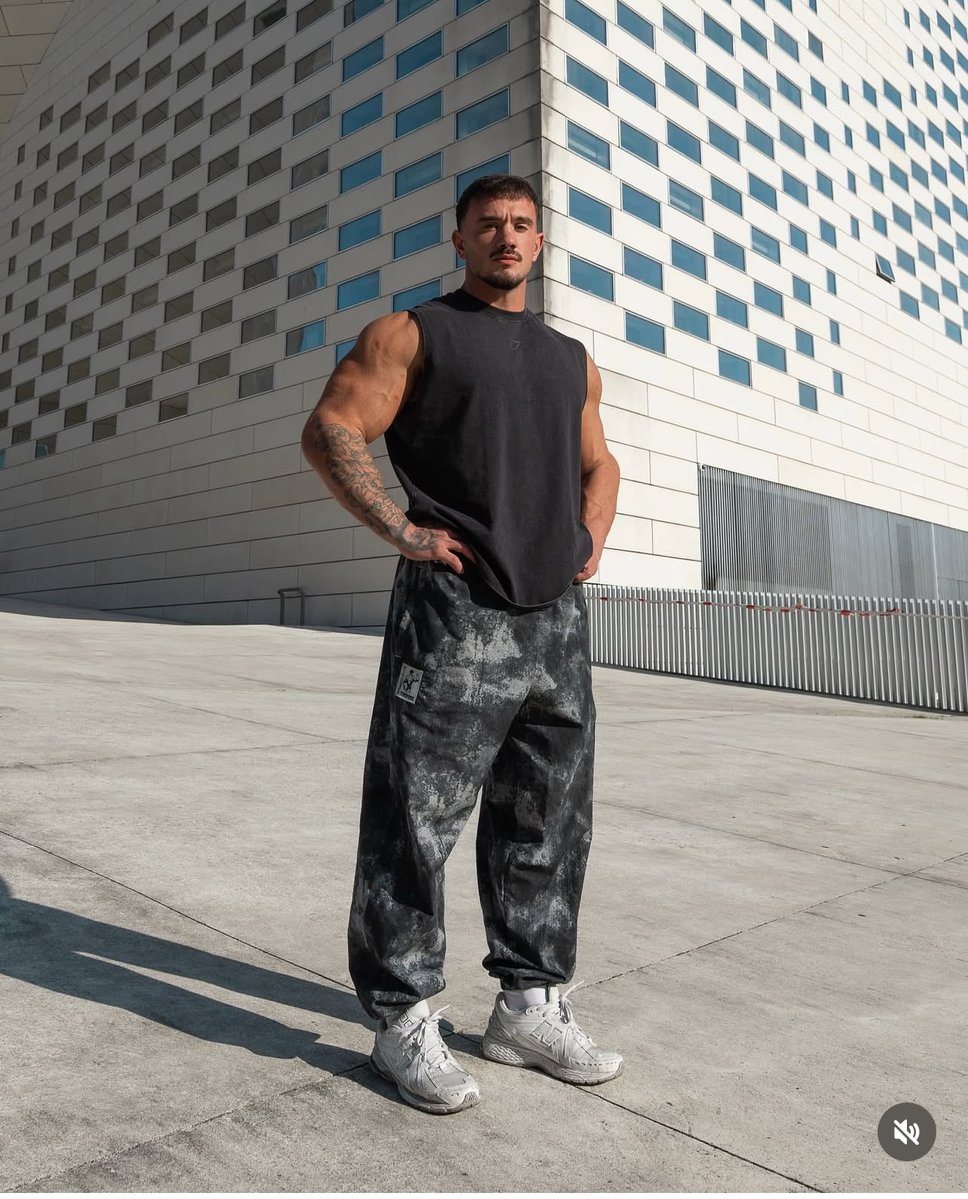 Alphamaveines's tweet photo. #Alpha #gymshark https://t.co/sYF2nDWnTA