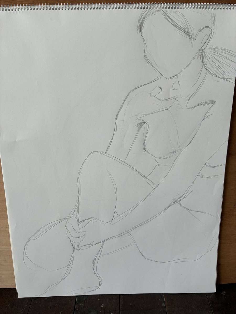 wa_brb's tweet photo. 71日目
今日のはちと変わり種
左がモデルさんも画面も見てしっかり描いたやつ
右がモデルさんだけ見て画面を一切見ずがしゃがしゃと描いたやつ

流石に線は左の方綺麗だけど全体的なバランスは右のが良い...
 #100日チャレンジ https://t.co/5q7NoYLssA
