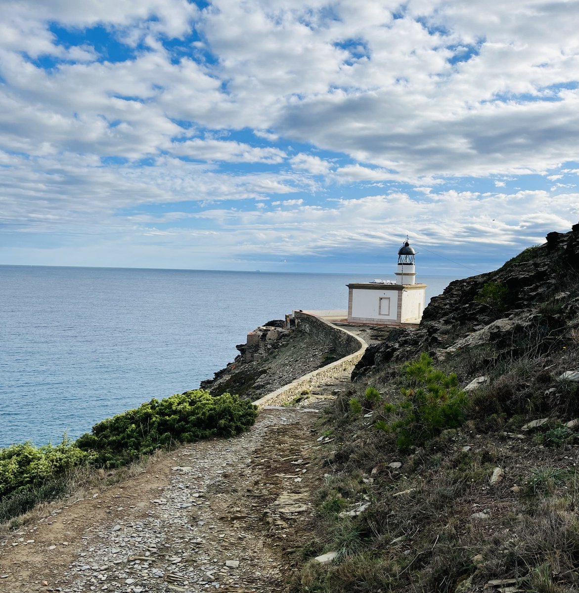 GPujolar's tweet photo. Camí de ronda ~ Far de Calanans 🥾🩵✨ https://t.co/vfgywfrHpM