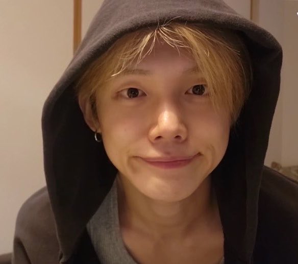 Joonzznn's tweet photo. SIGHHHHHHHHHHHHHHHHHHHHHH https://t.co/bt2UFUvpNz