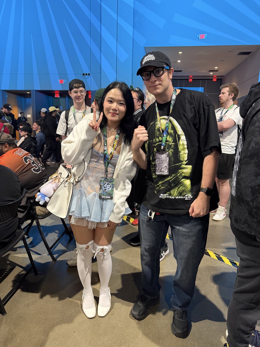 Parodyyy2's tweet photo. Fun time on Sunday at Combo Breaker. Thank you for taking the picture @CosplayerUna . You had a great Miary Zo costume on Saturday as well. https://t.co/jQyK6FGwvP