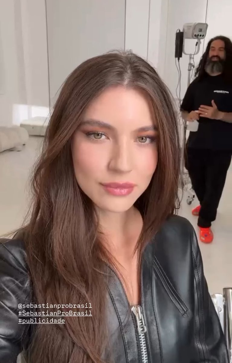 lorena tweet media