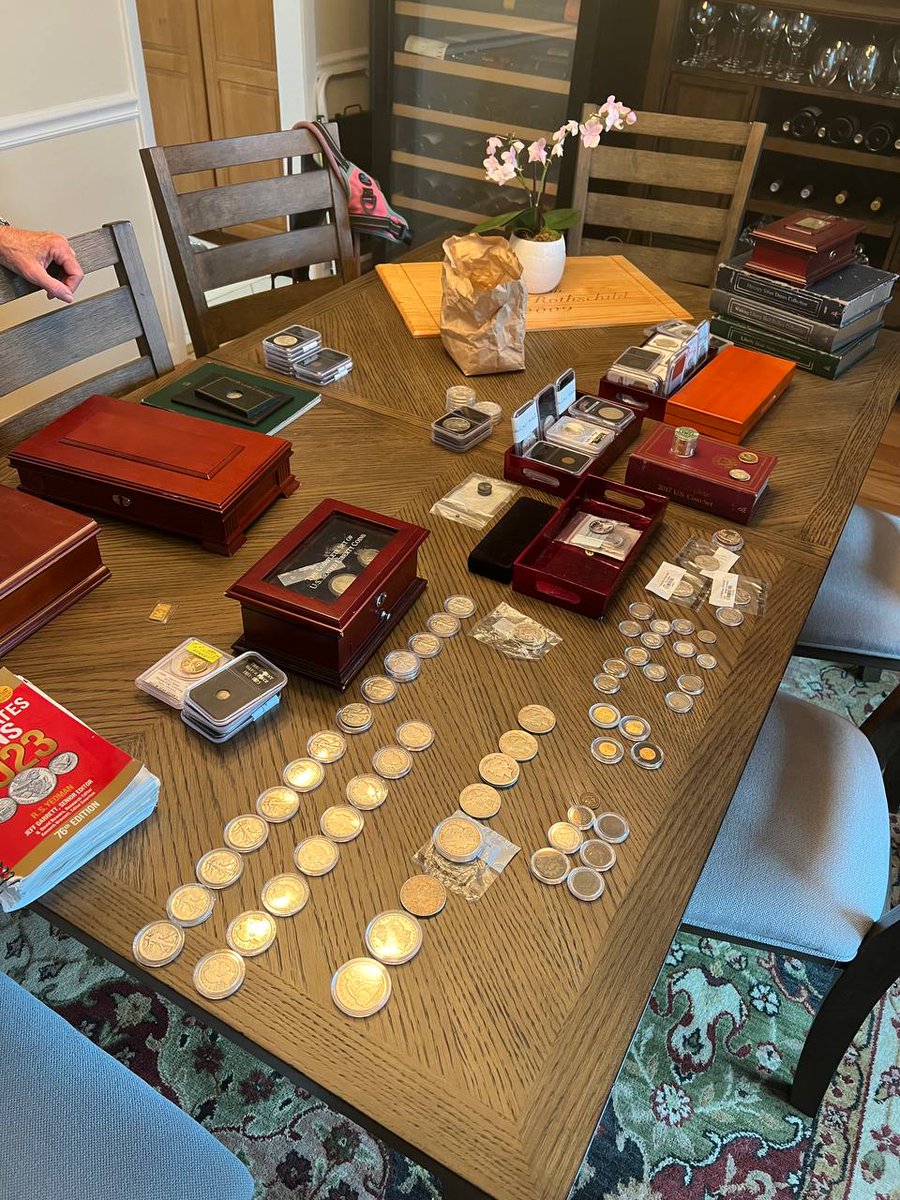 americancoinacc's tweet photo. Happy Memorial Day Weekend everyone! Look what we came across last week!
Some Swiss 1 Kilo Fine Gold .9999 Bars, various silver coins, and some mid-tier graded coins.
Normal day at the office.
Available now. DM us or visit the link in bio.
•
•
•
#cac #caccoins #cacgrading #pcgs #pcgsgrading #ngc #ngcgrading #coins #toner #copper #silver #gold #goldcoin #silvercoin #proofcoin #coinerrors #coincollecting #coincollector #coincollection #coincollectors #constitutionalsilver #coinoftheweek #rarecoins #money #preciousmetals #coinsforsale #numismatics #coinsale #numismatic #history #collection #americancoinandcurrency @followers @everyone