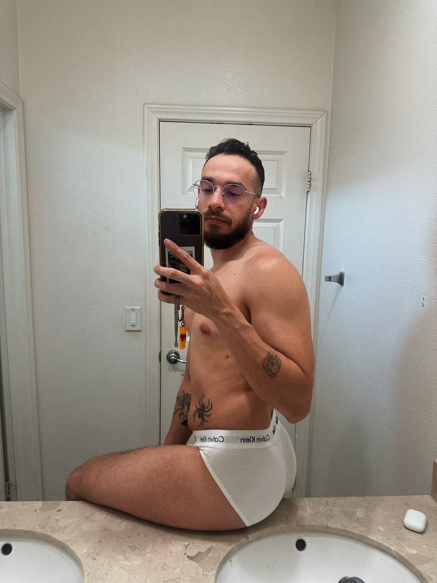 KevinTheSlut tweet media
