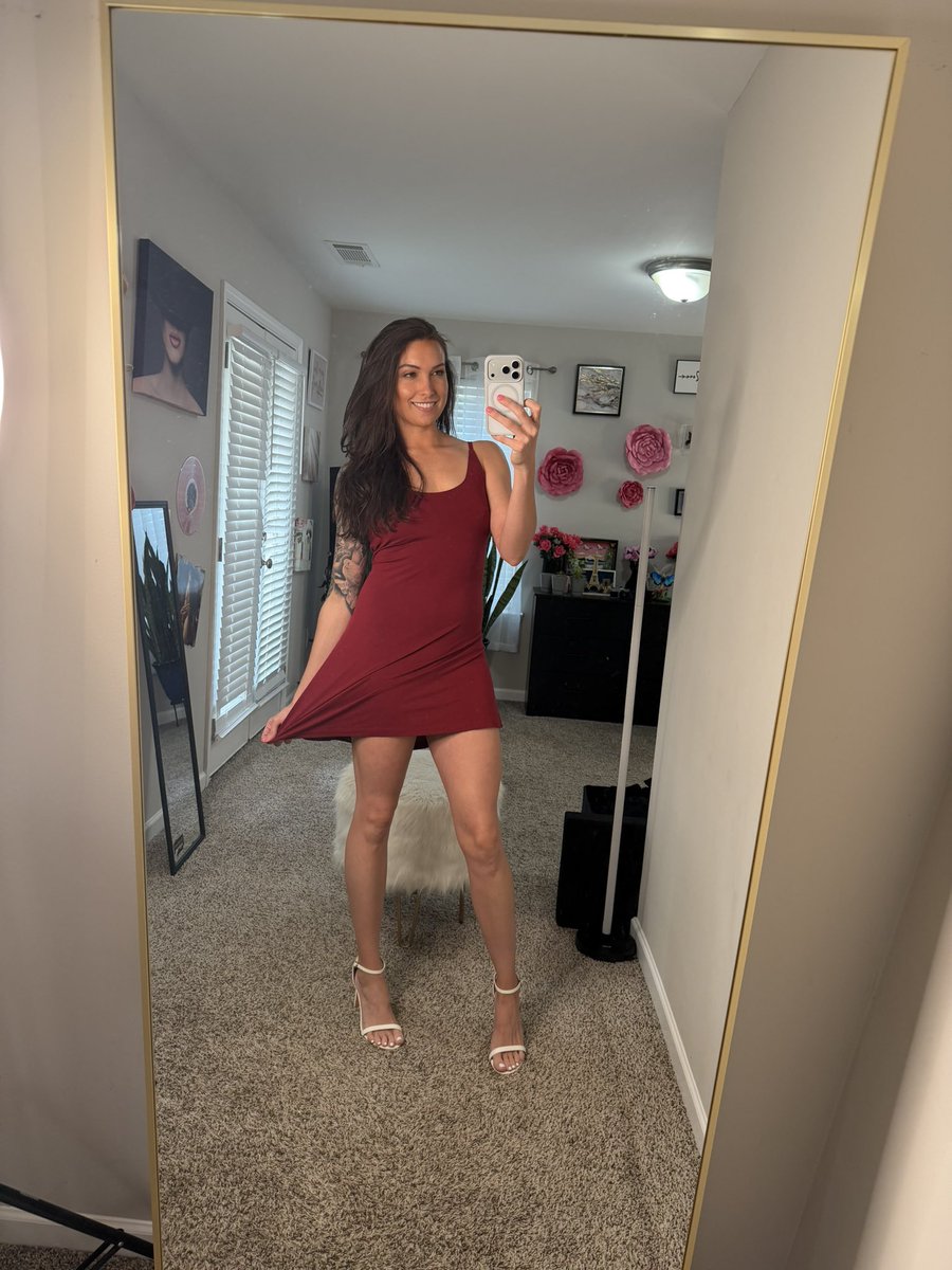 Riley Jade tweet media