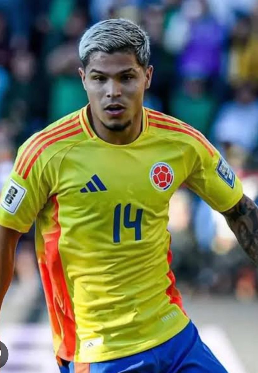 Calleti_Antonio's tweet photo. 🇨🇴 El delantero del Real Betis #Cucho Hernández ha sido convocado por la selección de Colombia para el #Mundial2026
⚽ Muu merecido tras marcar 15 goles esta temporada con los verdiblancos. https://t.co/Wq5sORdCiR