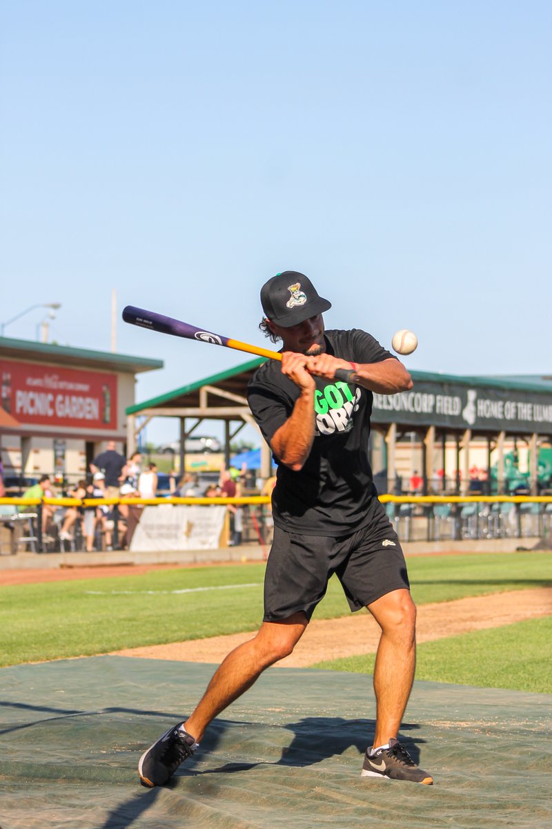 LumberKings's tweet photo. Day 0️⃣

Opening Day ➡️

#CrownedInClinton #BaseballIsBetter https://t.co/dGcYto5cpi