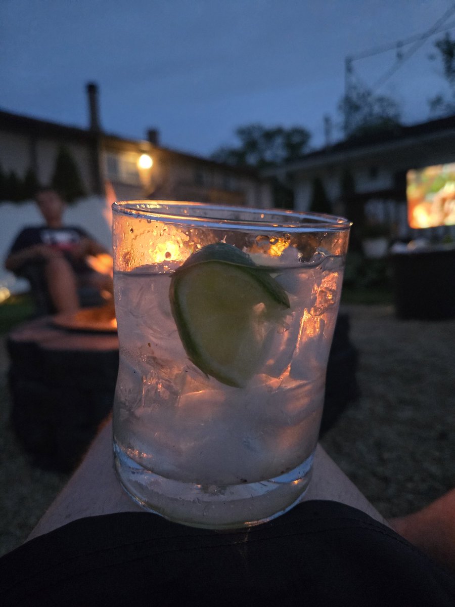 BillyBackup's tweet photo. Big THANK YOU to the men/women who give up everything, so we can enjoy extra time off, family, food and kick start our Summer ! 🇺🇲🫡👨‍🍳🍖 https://t.co/ztBysbA1Cg