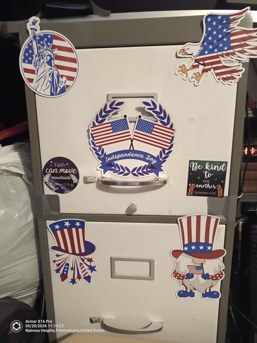 gzeolla's tweet photo. Put up my patriotic decorations for Memorial Day today, Flag Day next month, and Independence Day the next month. Many thanks for those fought and died. As Trump said at Arlington today, “Without Memorial Day, there would be no Independence Day.”

#MemorialDay #FlagDay #IndependenceDay #TrumpArlington