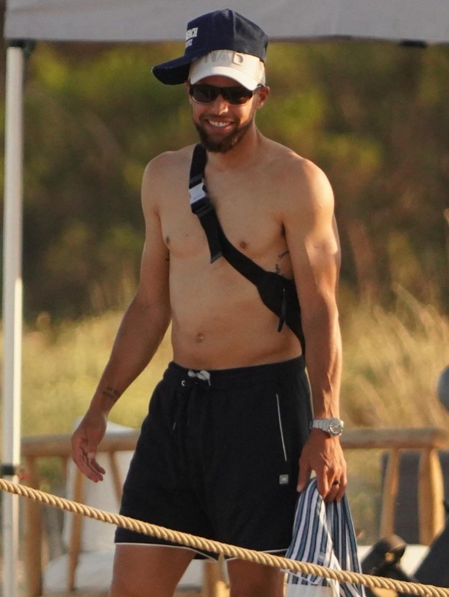 Filho do Stephen Curry tweet media
