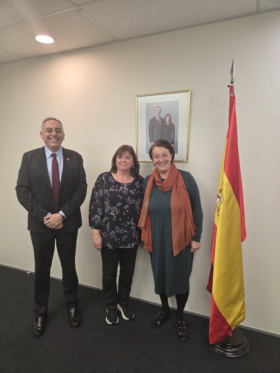 IC_Sydney's tweet photo. La semana pasada tuvimos una interesante y muy productiva visita a Nueva Zelanda 🇳🇿 . 
 
 Antes de nada, nos gustaría agradecer al todo el equipo de la embajada de España en Wellington, especialmente al embajador Luís Sánchez-Vellisco, su apoyo y ayuda en todos los actos🥰. https://t.co/SDnx6BD5f9