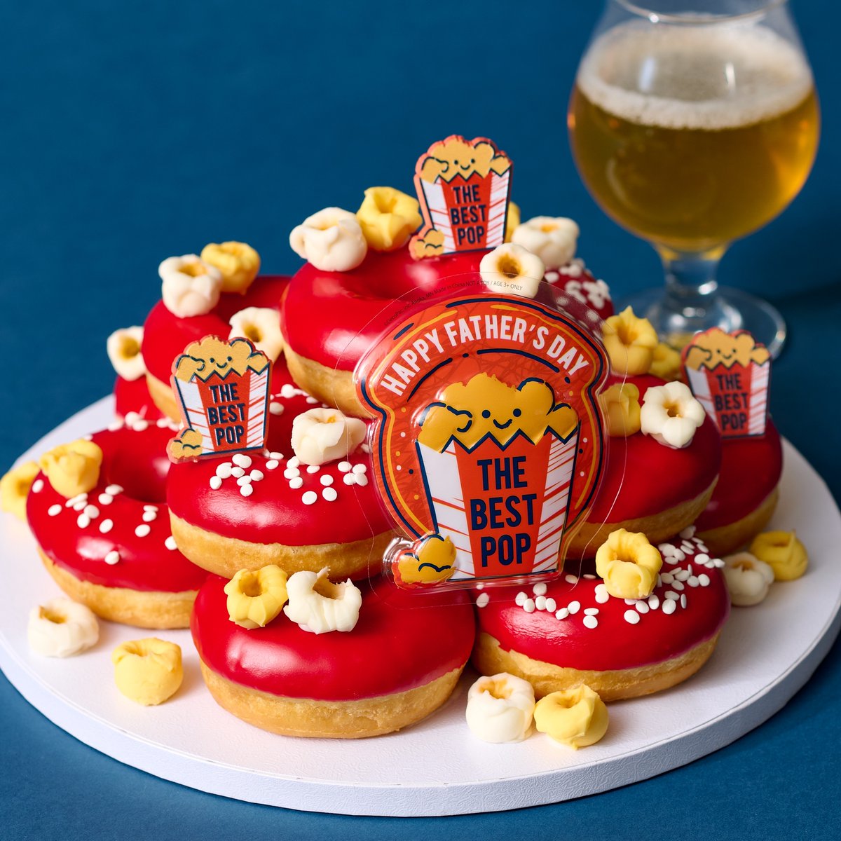 DecoPac's tweet photo. Coordinated collections make decorating for Father's Day easy 🎉 

Mix and match the Rad Dad Puns Pop Tops Assortment and Rad Dad Puns Cupcake Rings across desserts and snacks for a cohesive Father’s Day spread. 🍺🍿 https://t.co/dLiGMCENfj