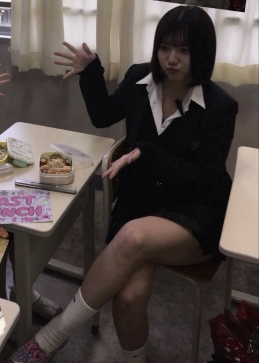 K好き tweet media