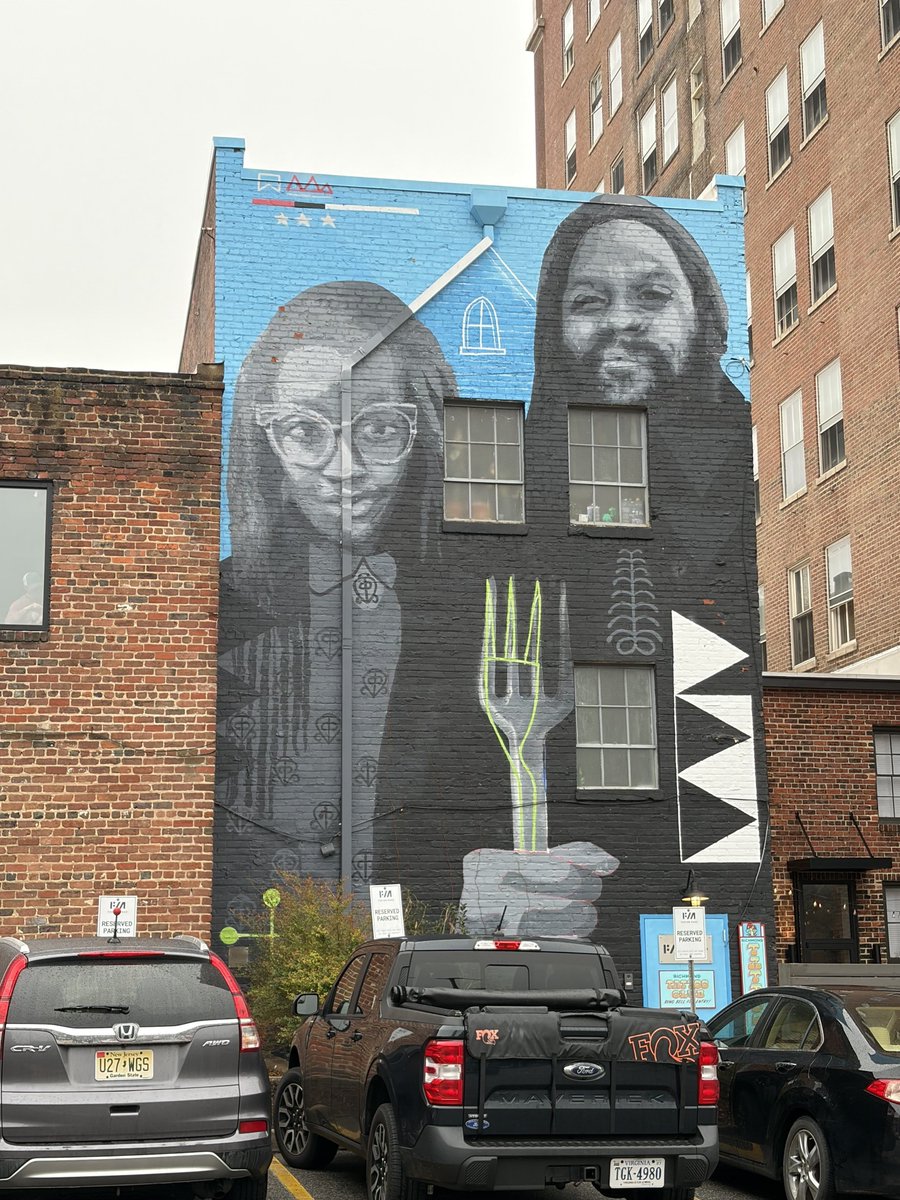 iamccda's tweet photo. CCDA staff spent time walking the streets of Richmond, taking in the murals of @mendingwallsrva and the creative brilliance of @hamglass.

Join us at #ccdaRichmond to view these murals just steps away from the convention center and hotel!

#weareccda https://t.co/X5wtnAnBLu