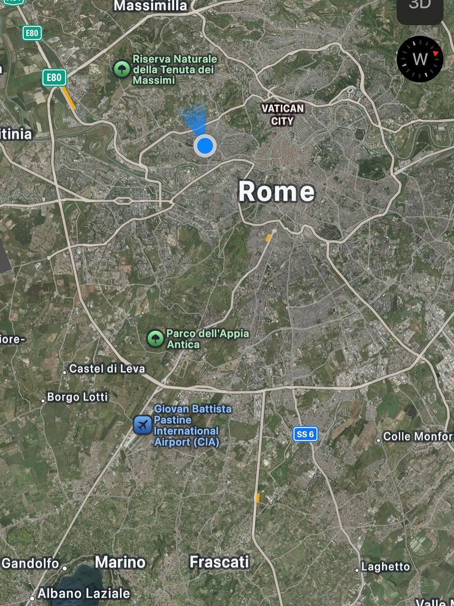 llkhilyn's tweet photo. Meet me in Rome https://t.co/rVBl0IxL7w