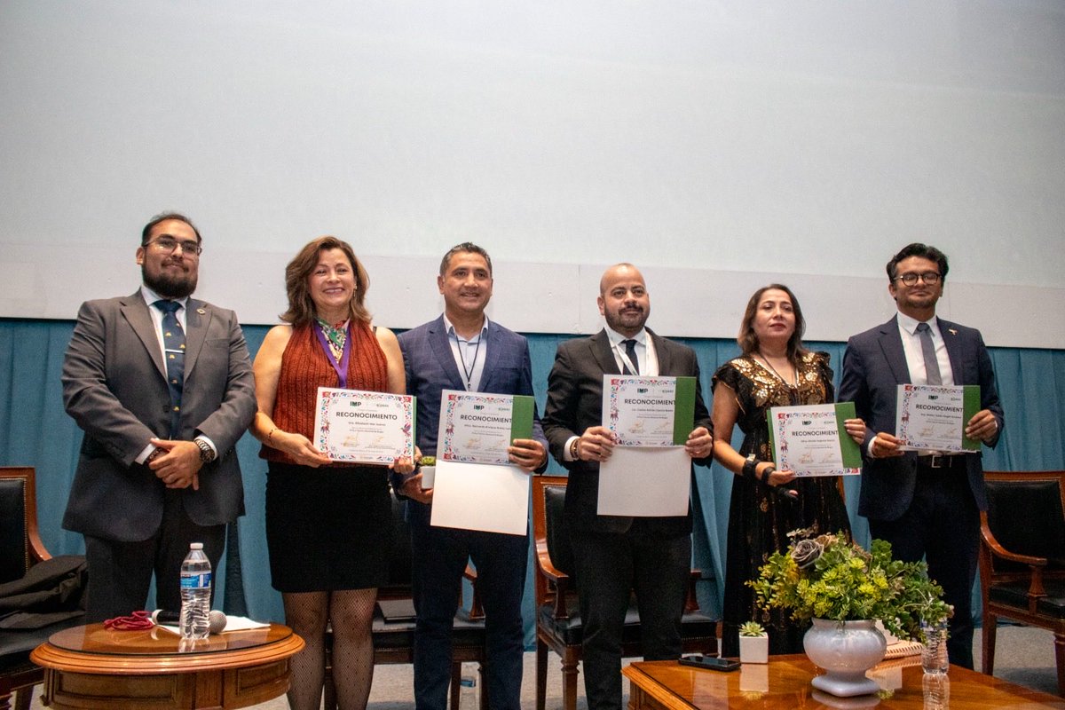 Elizabeth Mar Juárez tweet media