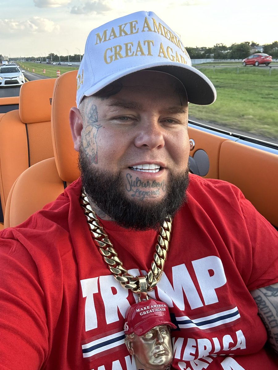 Trumps Nephew tweet media
