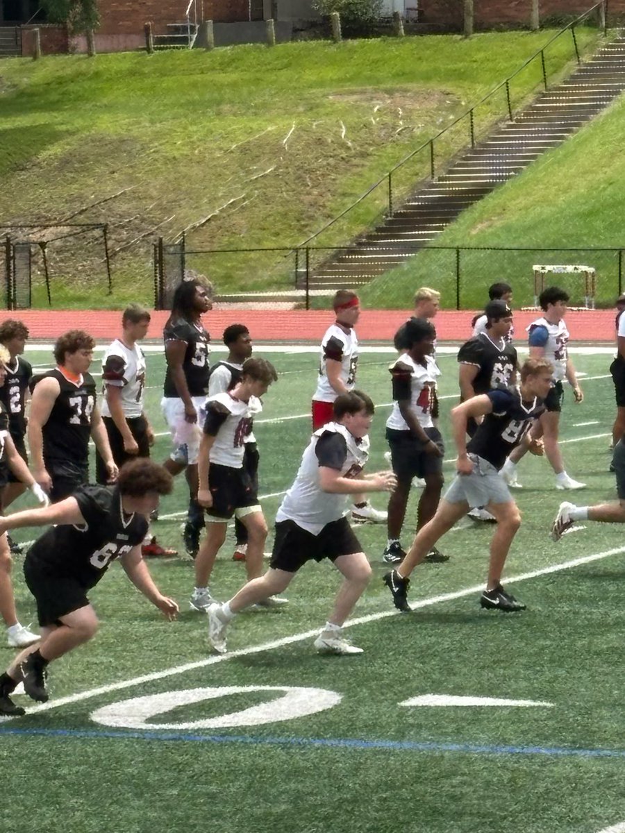 johnlucas_11's tweet photo. Huge thanks to coaches @coach_shank05 and @CoachMNardo for the amazing prospect camp at @MuskingumFB. Very helpful and was a great experience!! @Coach_Wiz9191 @HunterJolly1 @NickLamattinaUC @Coach_C_Scott @RivalsHS @CoachColemanFB @CoachMikeHarris https://t.co/Z2lqO5S1wJ