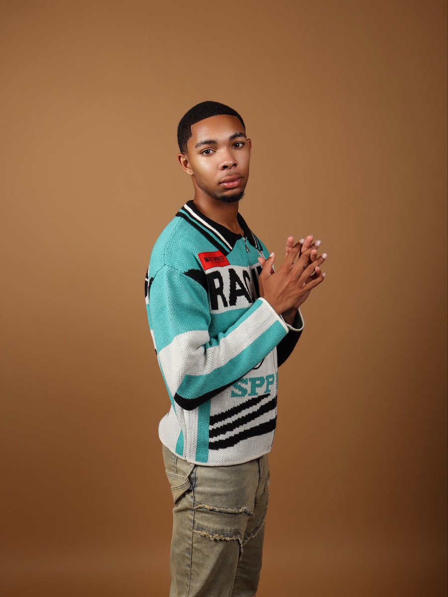 WavyKenDoll's tweet photo. There’s a 🫀 for selling who’s buying ❓Idc who’s cryin https://t.co/nqDOlzxXZU