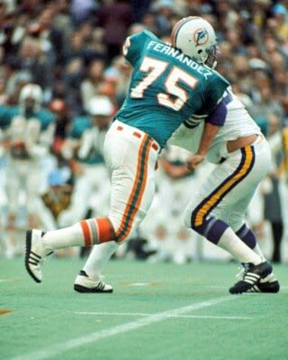AlPoppie25's tweet photo. RIP Big Man! 🕊️ #PhinsUp 
#StillPerfect☝🏻 https://t.co/i8ZHsW5gZJ