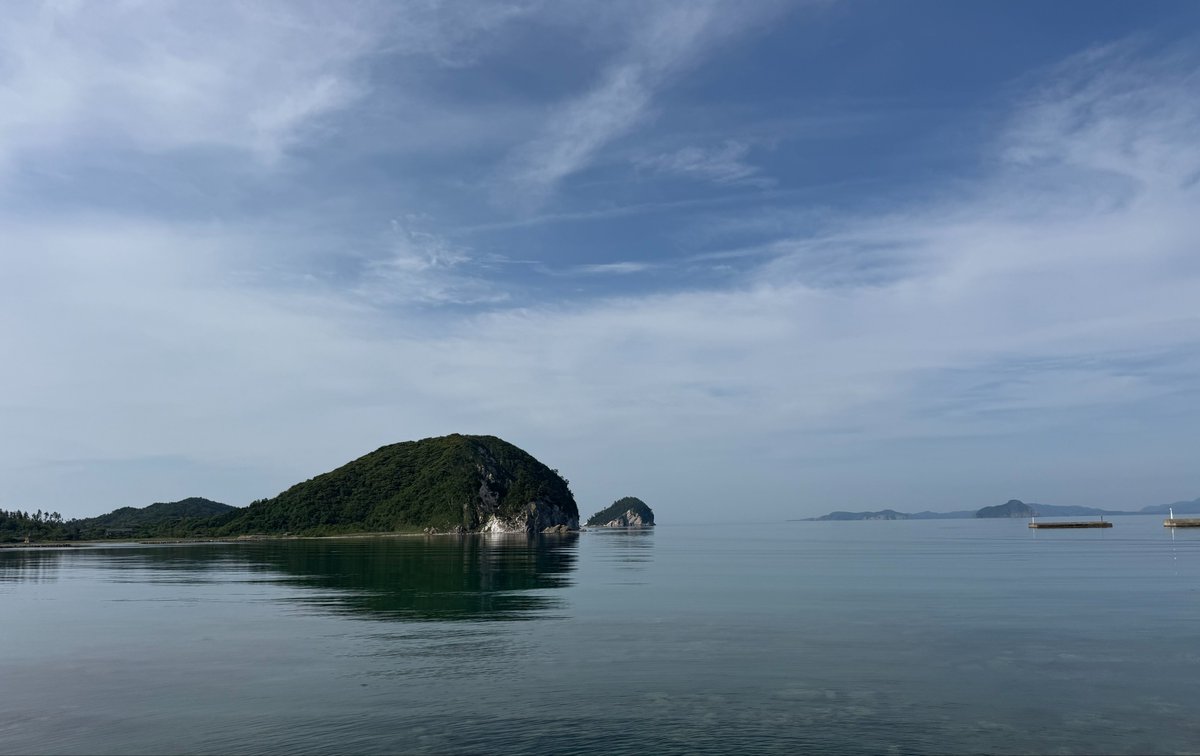 karmannseiko's tweet photo. 穏やかな海
#隠岐 https://t.co/cnpKy7JrS7