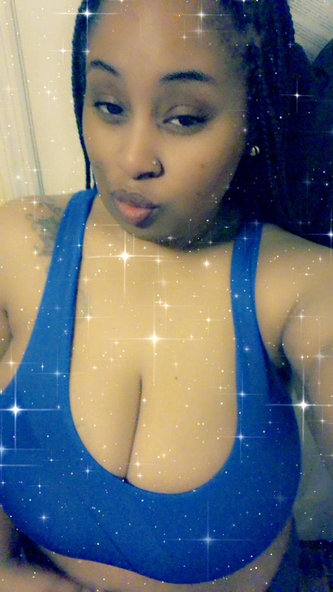 Moon$hineLady🥃 tweet media