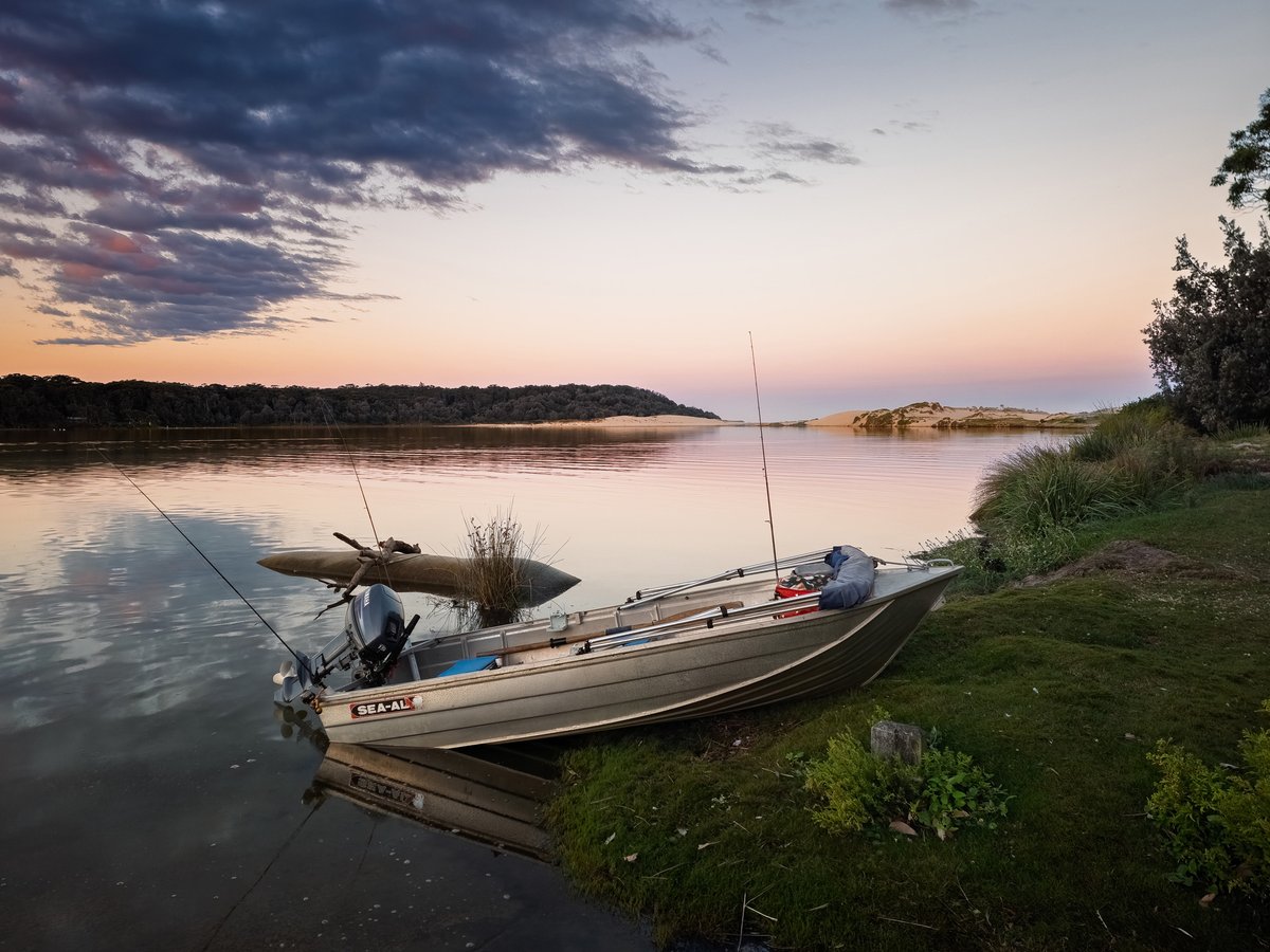 WarrenPrior's tweet photo. Fishing Lake Conjola https://t.co/pMugcxnYkf