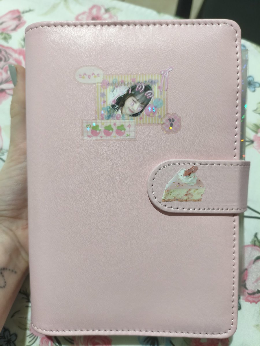 ୨ ❤︎ ୧ tweet media