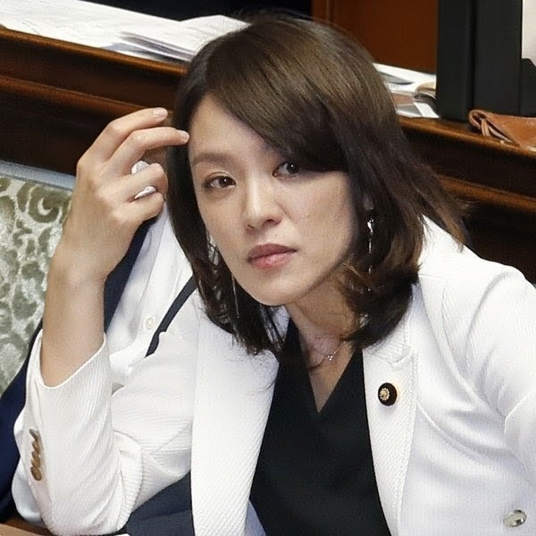 @airi_fact_555 tweet media