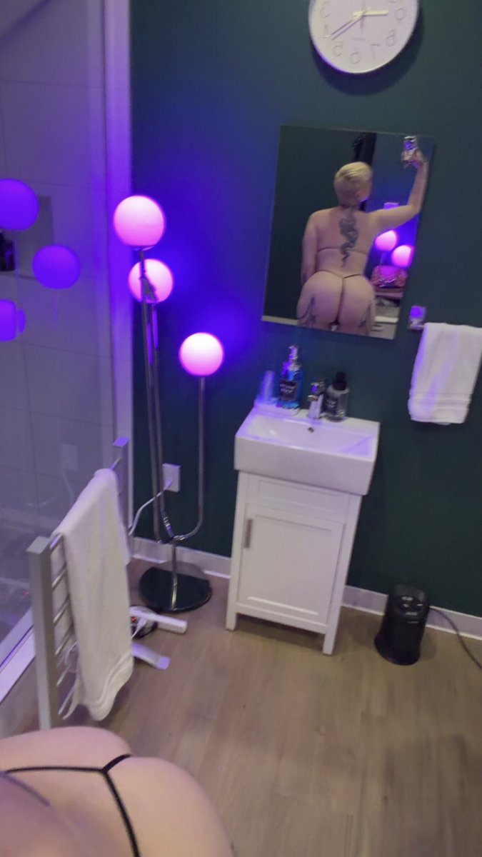 RavenRoseYEG's tweet photo. Remaining availability for the month end at elite. 🖤 Wednesday 9am-3pm • Friday 9am-6pm • Saturday 12pm-6pm 
@Milfslover7 @cyberpunk_2025 https://t.co/1GWd4nnCT4