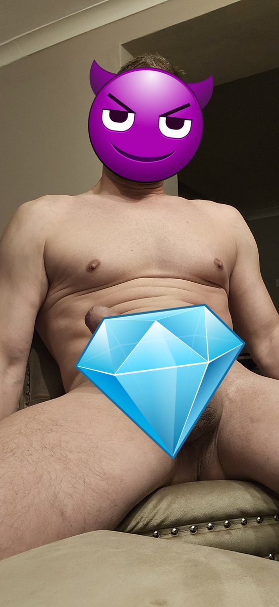 ThenaughtyTradesman tweet media