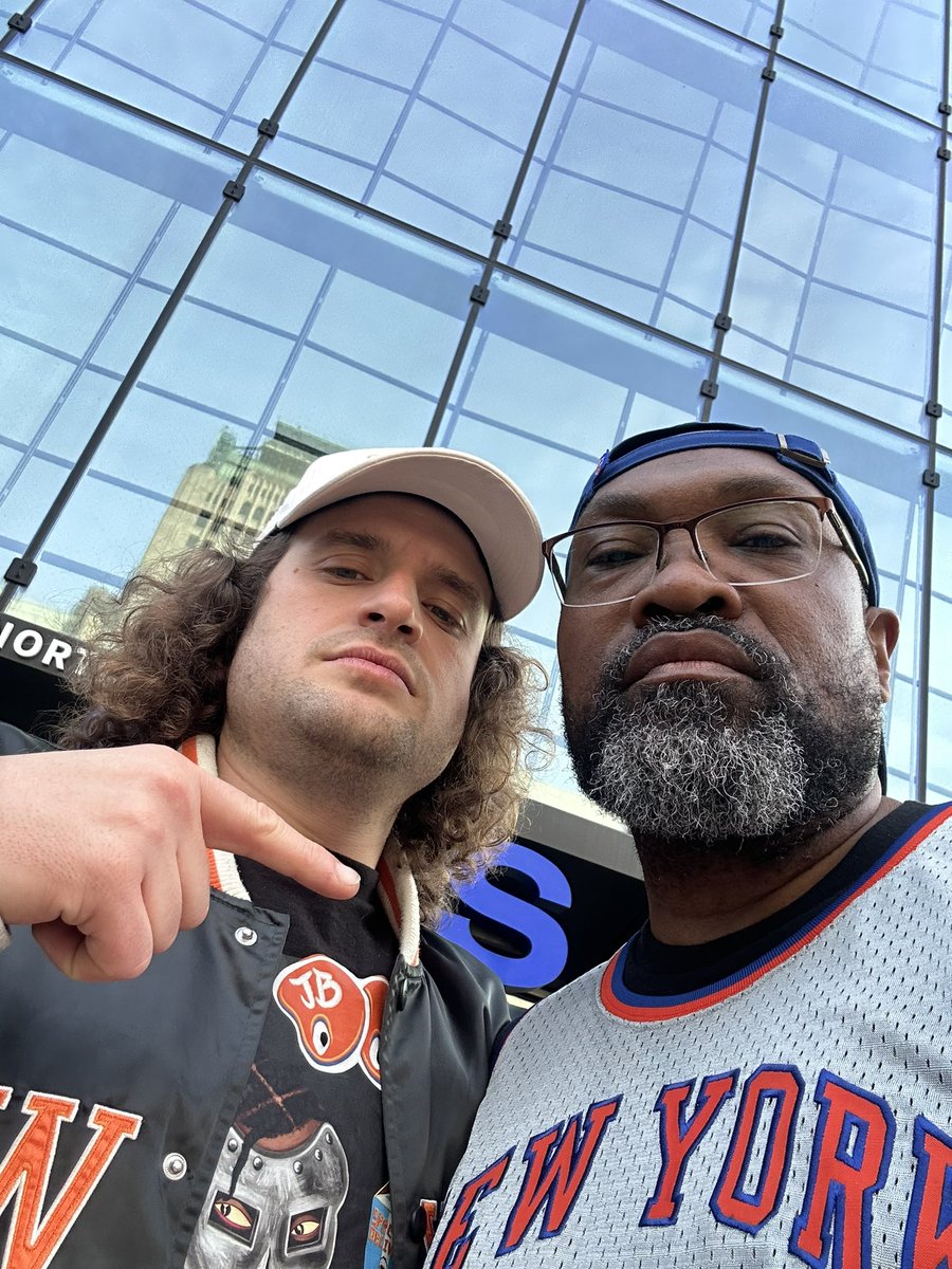 Knickloyalty tweet media