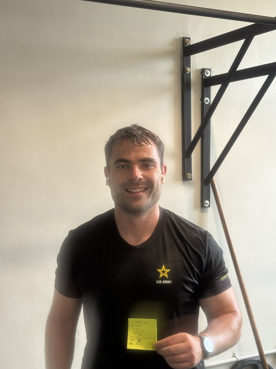 PollackHunter's tweet photo. @jockowillink Finished the Murph this morning. #RememberThem https://t.co/foIFi3entJ